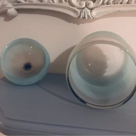 EUC Vintage Ombre Beautiful Light Baby Blue Gold Glass Candy Dish Lid 7-8” Vase - Picture 4 of 7